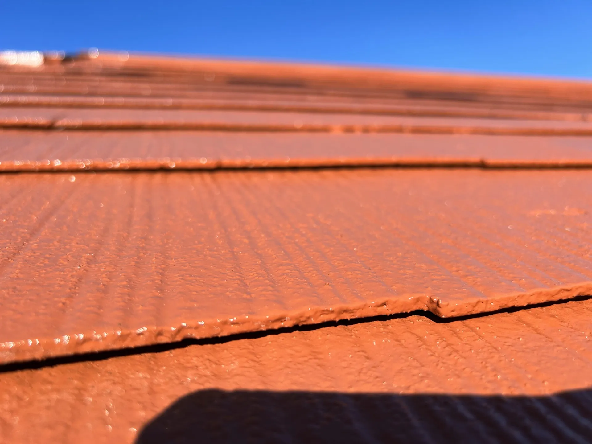 船橋市でスレート瓦の屋根を塗装させていただきました!